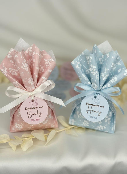 Kommunion Anhänger personalisiert – Etiketten Taufe Konfirmation mit Name & Datum – Gastgeschenk Tags 3,8 cm, Einladungskarten-Anhänger