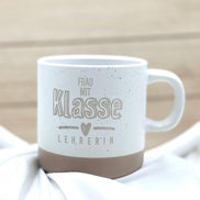 Lehrerin Geschenk Tasse – Frau mit Klasse Lehrerin – Abschiedsgeschenk Lehrerin – Danke Lehrerin Geschenk – Keramik Tasse Schule