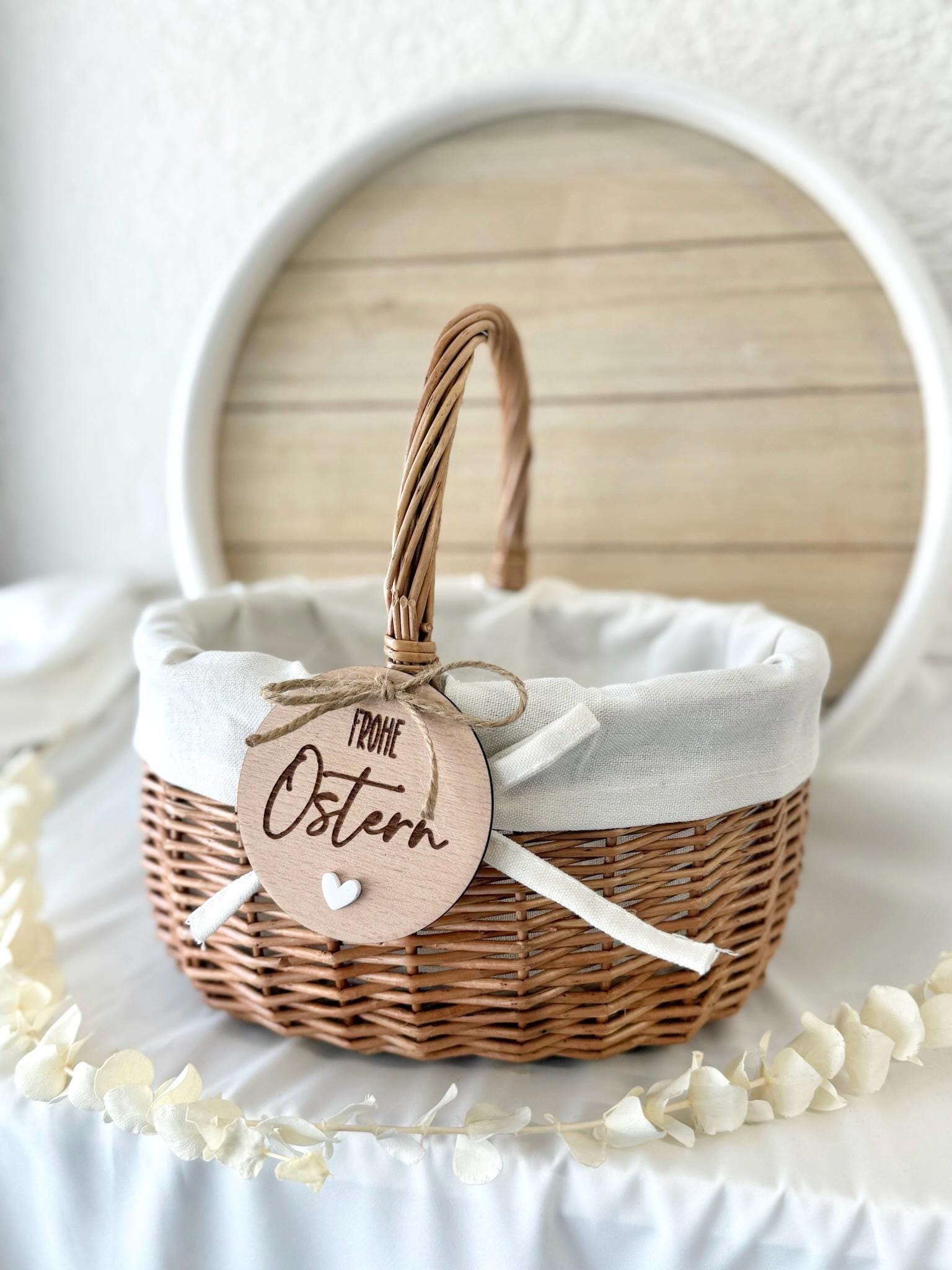 Personalisiertes Osterkörbchen & Holzanhänger, Frohe Ostern Gravur, Osterkorb Kinder Osternest mit Herz Anhänger, Ostergeschenk Kinder