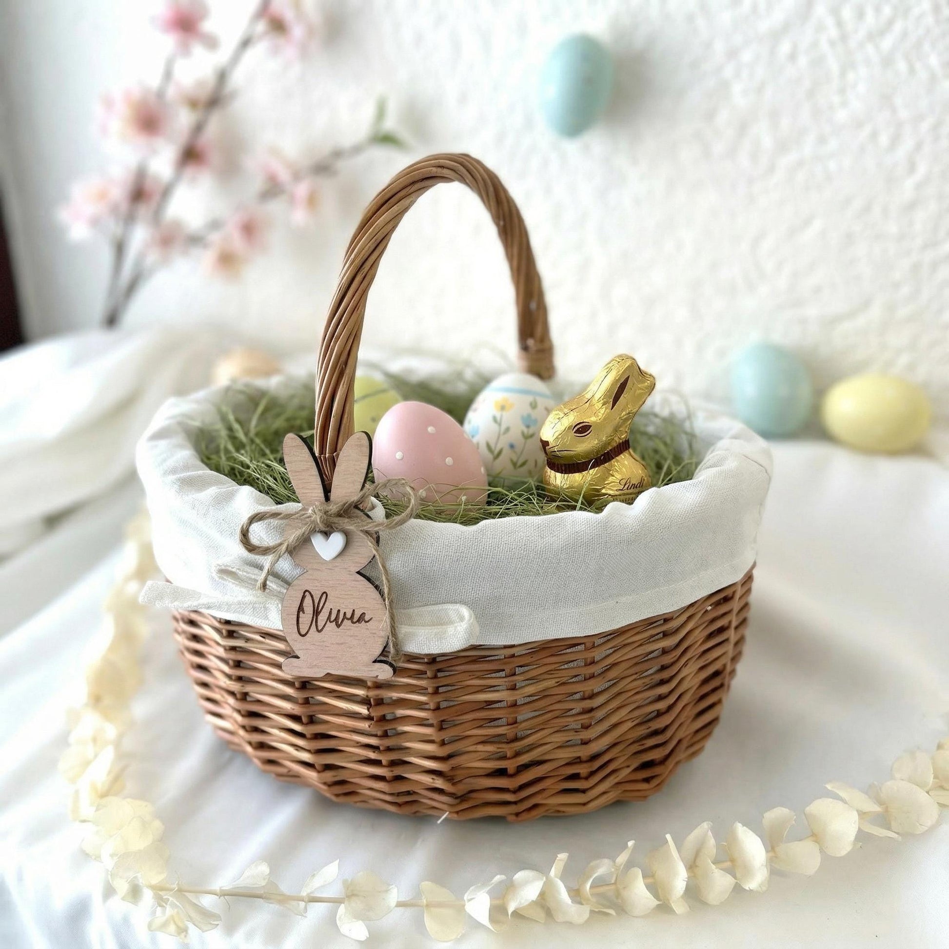 Personalisiertes Osterkörbchen mit Name – Osterkorb Kinder mit Hasen Anhänger & Herz – Osternest personalisiert – Ostergeschenk Kinder –
