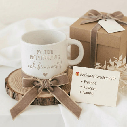 Lustige Tasse Rollt den roten Teppich aus ich bin wach – humorvolle Kaffee Tasse – witziges Geschenk für Freunde Kollegen, Weihnachten,