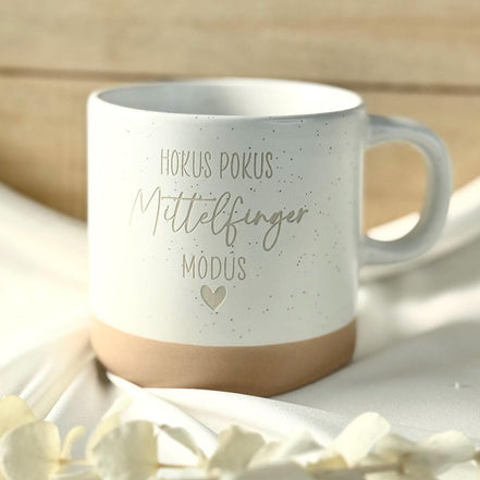 Tasse Hokus Pokus Mittelfinger Modus – freche Kaffee Tasse – witziges Geschenk für Kollegen Freunde – Humor Keramiktasse, lustig,