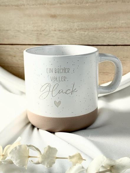 Tasse Ein Becher voller Glück – Geschenk für Freundin Familie – motivierende Kaffee Tasse – Keramik Tasse mit Spruch, Tasse mit Gravur,