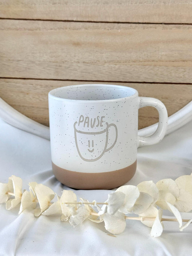 Pause Tasse mit Smiley – Kaffee Pause Tasse – Büro Tasse minimalistisch – Geschenk Kollegin – kleine Auszeit Geschenk – Coffee Break Mug