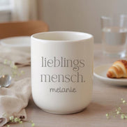 Personalisierte Tasse Lieblingsmensch mit Name – Geschenk Lieblingsmensch – minimalistischer Kaffeebecher ohne Henkel – personalisiert