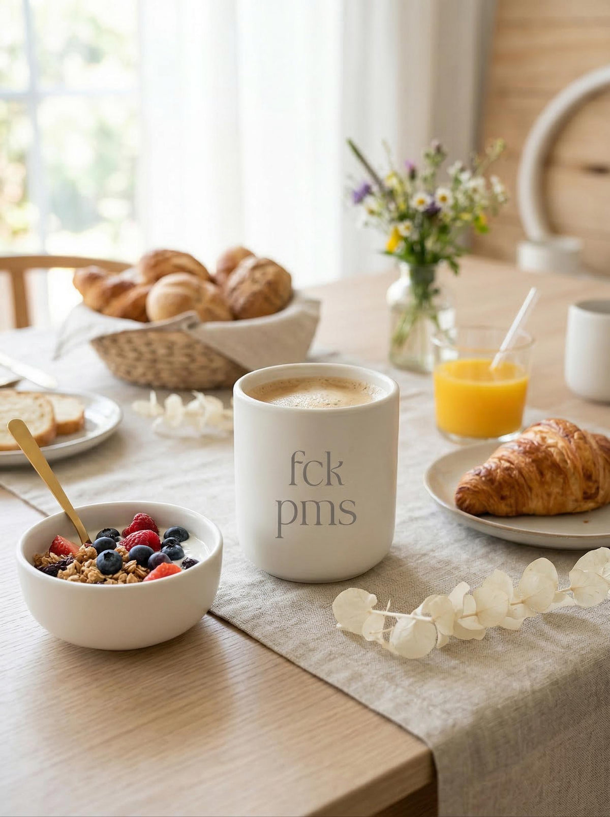 Fck PMS Tasse – lustiges Geschenk Freundin – freche Spruch Tasse – minimalistischer Kaffeebecher ohne Henkel – Geschenk beste Freundin