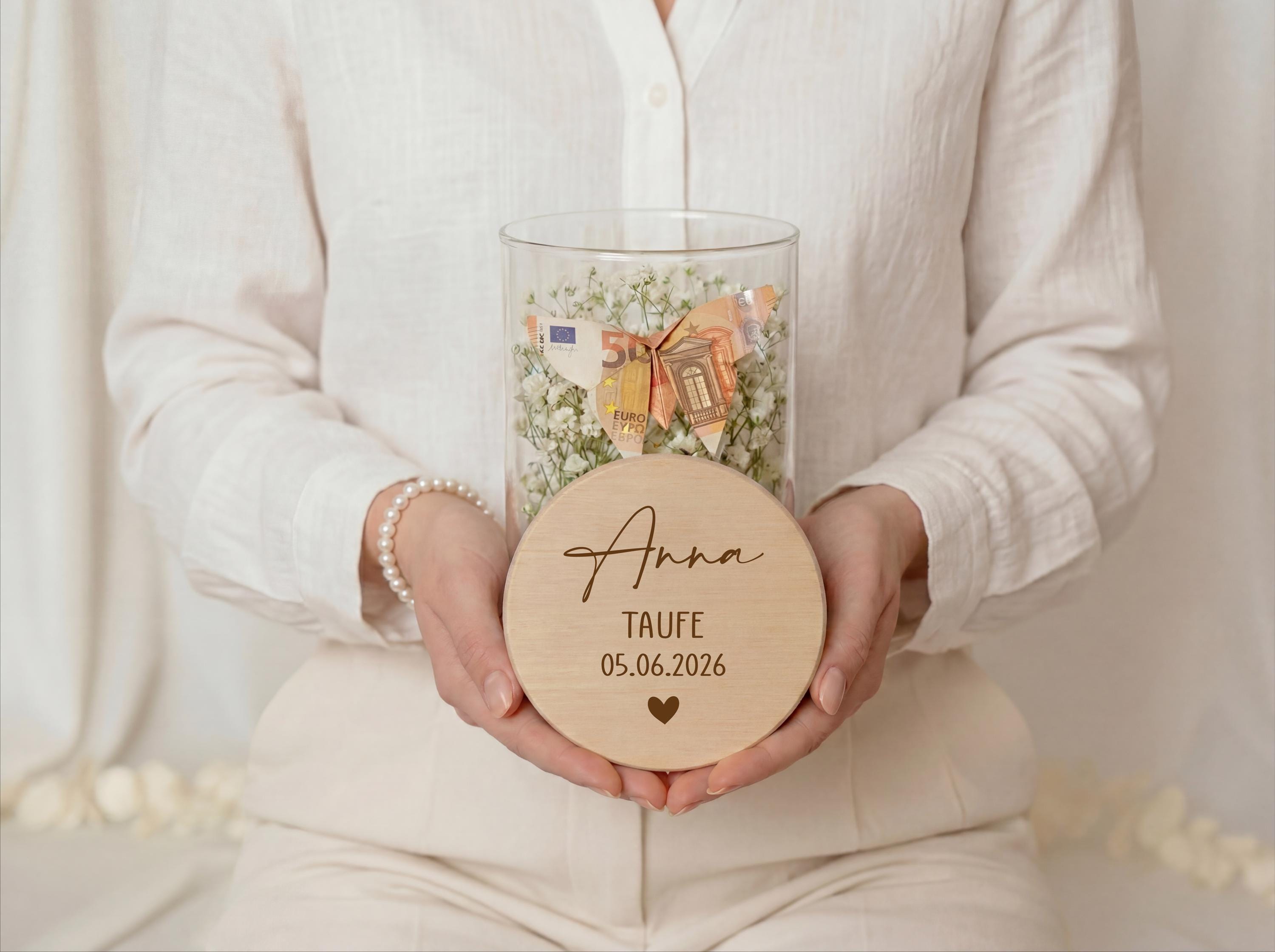Geldgeschenk Taufe personalisiert mit Name Datum – Geschenk zur Taufe Mädchen Junge – Glas mit Gravur Kommunion Konfirmation