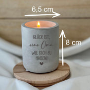 Muttertag Geschenk Oma Kerze – Glück ist eine Oma wie dich zu haben – Betonoptik Kerze graviert Geschenk für Oma
