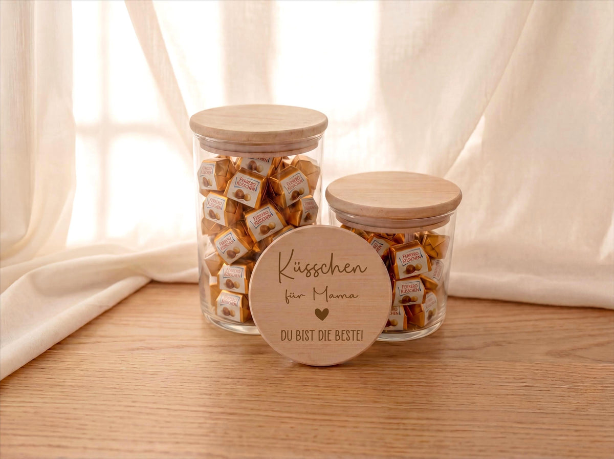 Muttertag Geschenk Mama Vorratsglas mit Gravur Küsschen für Mama du bist die Beste – Süßigkeiten Glas personalisiert, Du bist die Beste