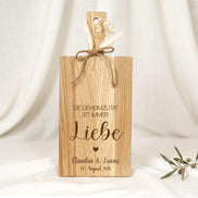 Hochzeitsgeschenk Brett Eiche • Die Geheimzutat ist immer Liebe • Personalisiert mit Namen & Datum • Geschenk Brautpaar • Holzbrett Hochzeit