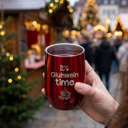 Glühweinbecher Thermobecher „It’s Glühwein Time“ – Edelstahl Becher mit Gravur – Weihnachtsmarkt Becher – Weihnachtsgeschenk, Wichteln