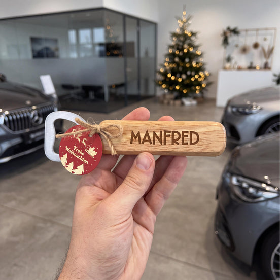 Weihnachtsgeschenk Flaschenöffner mit Gravur – personalisierter Flaschenöffner mit Name – Mitarbeiter Geschenk – Männergeschenk,
