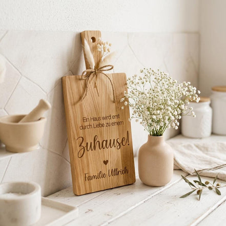 Einzugsgeschenk personalisiert – Holzbrett Eiche mit Familienname – Geschenk zum Einzug, Einweihungsgeschenk, Neues Zuhause, Hausbau