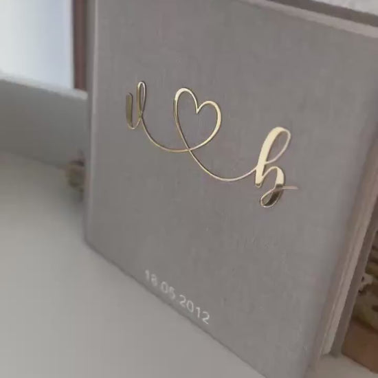 Gästebuch aus Leinen mit Acryl Initialen, Hochzeit Fotoalbum beige weiß minimalistisch, Hochzeitsgeschenk, Geschenke für das Brautpaar