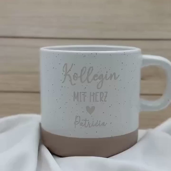Kollegin mit Herz Tasse – personalisierte Keramiktasse mit Name – Danke Geschenk Arbeit Abschied – langlebige Gravur – 360 ml