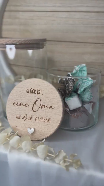 Geschenk für Oma – Vorratsglas mit Gravur – Glück ist Oma – Glas mit Holzdeckel – liebevolles Oma Geschenk