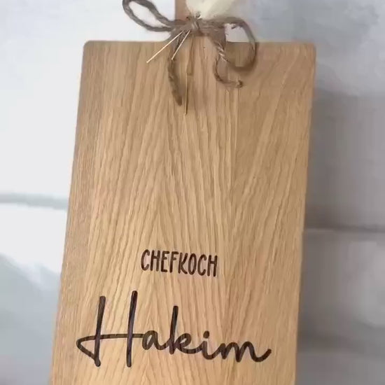 Küchengeschenk Brett Eiche • Chefköchin/Chefkoch Gravur • Personalisiert mit Name • Deko Holzbrett Küche • Geschenk Hobbykoch