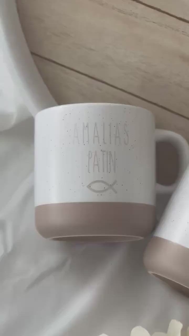 Tasse Taufpate / Taufpatin mit Name & Tauffisch – Geschenk Taufe Patenamt – personalisierte Keramiktasse – graviert, spülmaschinenfest