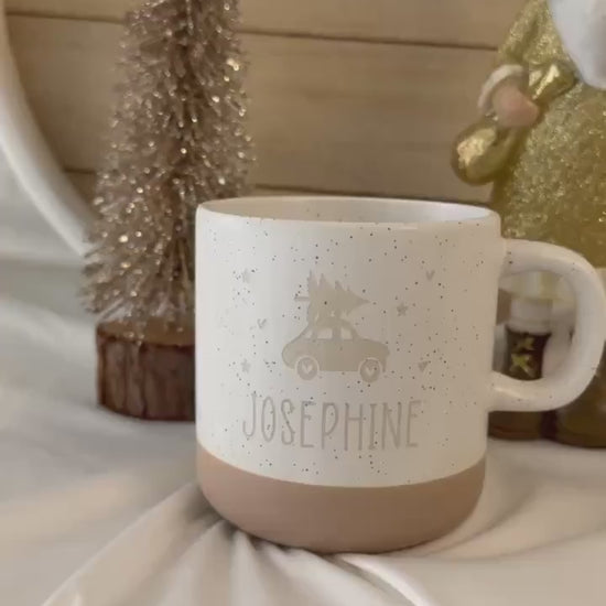 Weihnachtstasse mit Name – Weihnachtsauto mit Tannenbaum – personalisierte Tasse – Geschenk Mitarbeiter Kollegen Familie – Glühwein Tasse