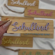 Lesezeichen zur Einschulung aus Bambus – Schulkind Lesezeichen mit Acryl Schrift – Geschenk für Erstklässler & Schulanfang