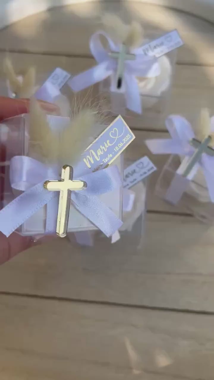 Gastgeschenk Taufe o. Kommunion - Acryl Kreuz - Personalisiert mit dem Namen, gold oder silber, Rosenseife,