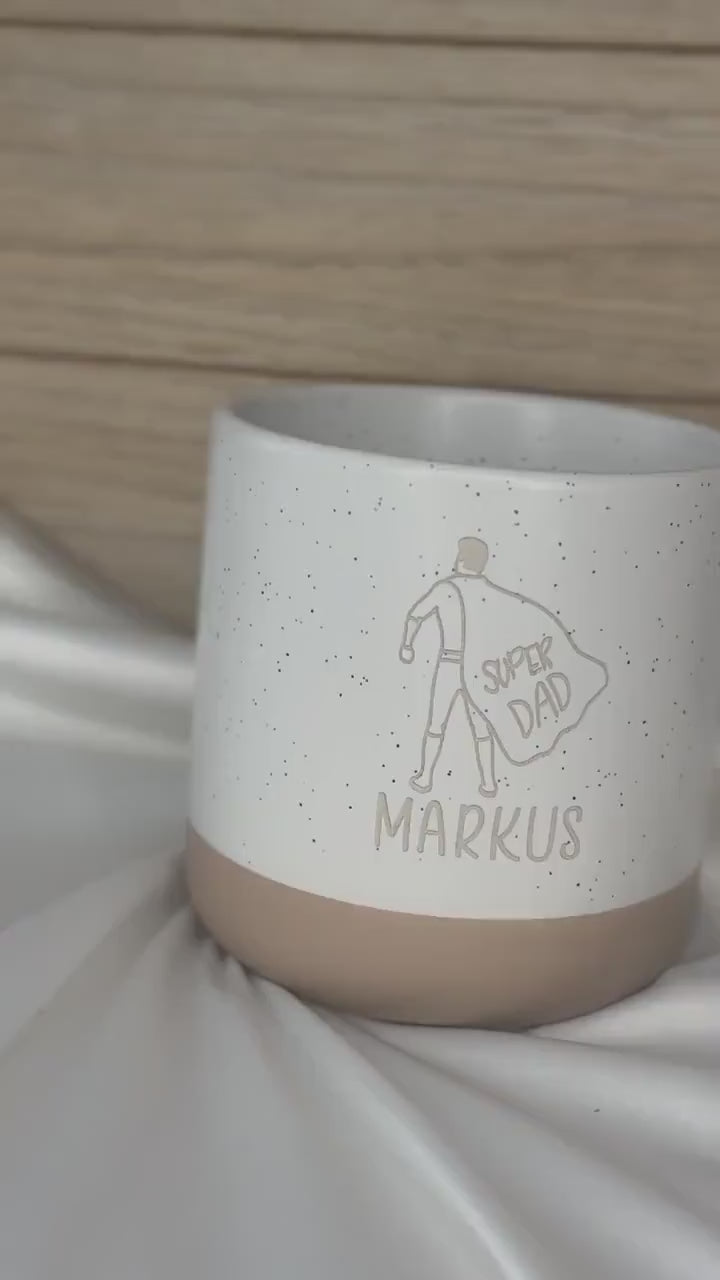 Super Dad Tasse mit Name – Vatertagsgeschenk Papa – personalisierte Keramiktasse – Superheld Grafik – Geschenk Vatertag – 360 ml