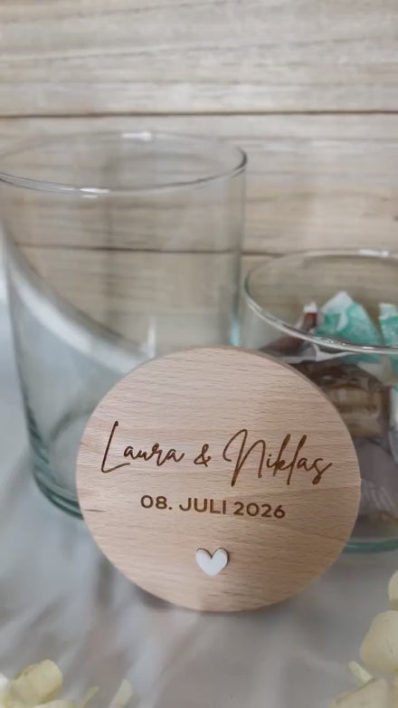 Hochzeitsgeschenk Brautpaar personalisiert – Vorratsglas mit Namen & Datum – Glas mit Holzdeckel – Geschenk zur Hochzeit, Mit Namen,