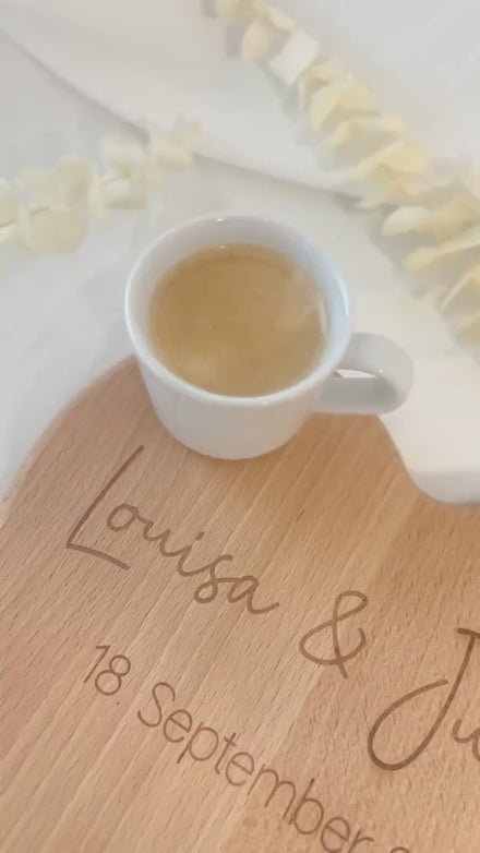 Personalisiertes Herzbrett aus Buchenholz – Hochzeitsgeschenk mit Gravur – Namen & Datum – Geschenk zur Hochzeit oder Jahrestag