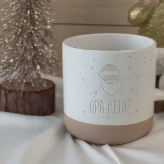 Weihnachtstasse Nikolaus mit Name – Geschenk Weihnachten Opa Oma Familie – personalisierte Keramiktasse Sterne Gravur – Glühwein Tasse