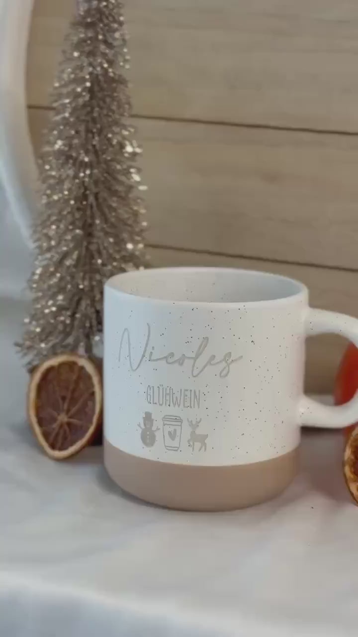 Glühwein Tasse mit Name – personalisierte Weihnachtstasse – Wintermotive graviert – Geschenk Weihnachten Familie Kollegen – Keramik 360 ml