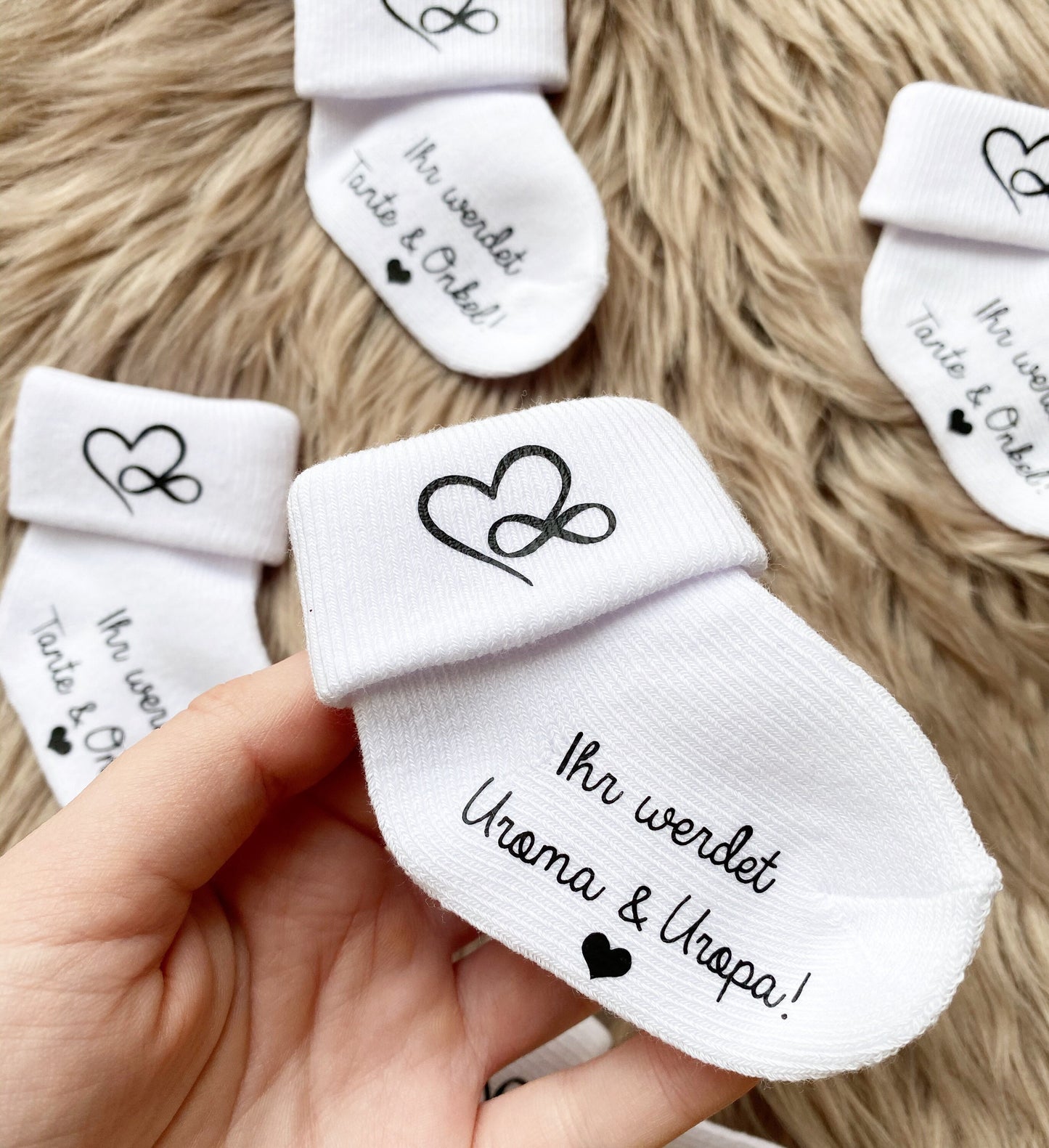 Babysocke / Schwangerschaft verkünden // Überraschung // Du wirst Oma // Du wirst Papa etc.. // Personalisierung // Nachwuchs