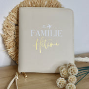 Personalisierter Travel Organizer für die Reise - Beige, Schwarz oder Grau - Passhülle - Weihnachten - Geschenk - Flitterwochen