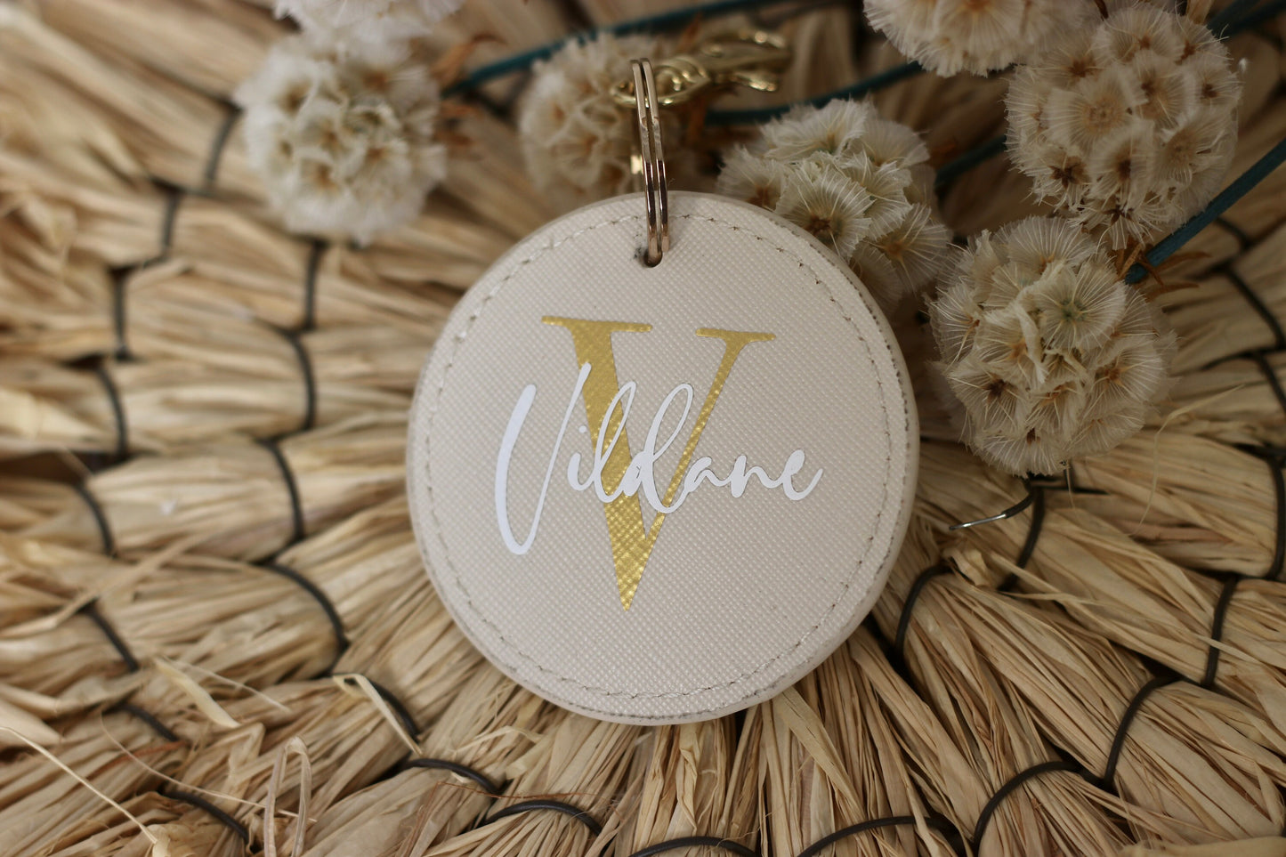 Personalisierter Schlüsselanhänger mit Buchstabe und Name - Kleines Geschenk - Weihnachten Ostern Geburtstag - Mama Oma Schwester