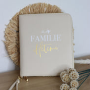 Personalisierter Travel Organizer für die Reise - Beige, Schwarz oder Grau - Passhülle - Weihnachten - Geschenk - Flitterwochen