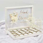 Gastgeschenk Hochzeit Verlobung Schokobox mit Trockenblumen Weiß Gold Geburtstag personalisiert mit Namen