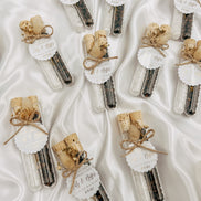 Gastgeschenk Reagenzglas „wir gehören zusammen wie Salz & Pfeffer“ personalisiert - Wedding favor