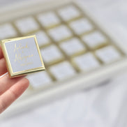 Gastgeschenk Hochzeit Verlobung Schokobox mit Trockenblumen Weiß Gold Geburtstag personalisiert mit Namen