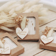 Gastgeschenk Lavendelseife personalisiert mit graviertem Herz & Trockenblumen Hochzeit Taufe Geburtstag