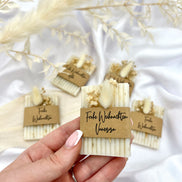 Gastgeschenk Weihnachten Lavendelseife mit Trockenblumen und Wunschaufschrift Seifengeschenk Werbegeschenk Firmenfeier Wichtelgeschenk