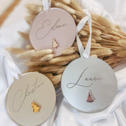 Weihnachtskugel aus Acrylglas personalisiert mit 3D Baum | Christbaumkugel | Gastgeschenk | verschiedene Farben | 9,5 cm groß