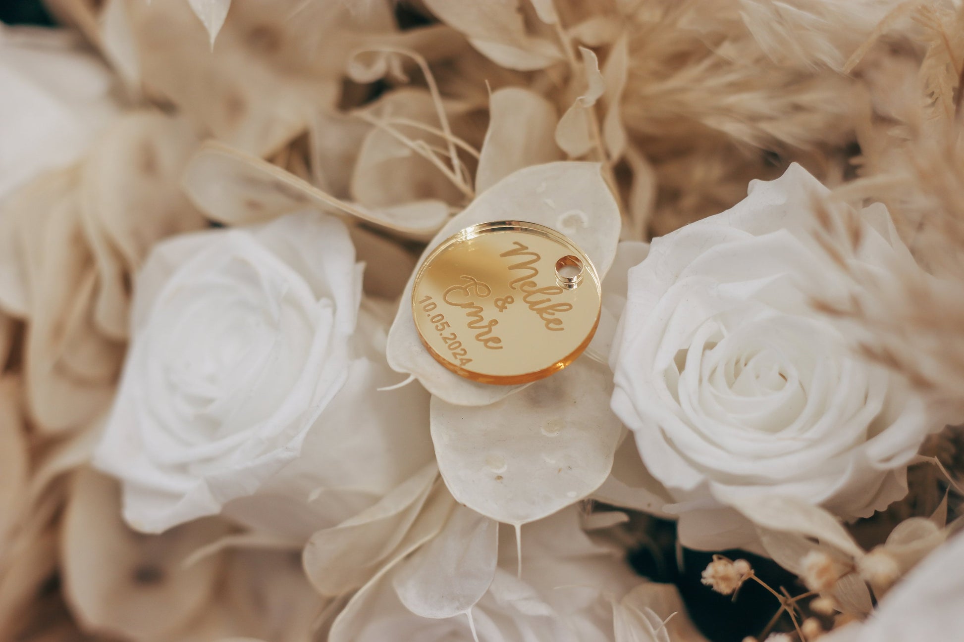 Anhänger Gold mit Gravur für Gastgeschenke & Einladungskarten / Hochzeit Verlobung Söz Gastgeschenk