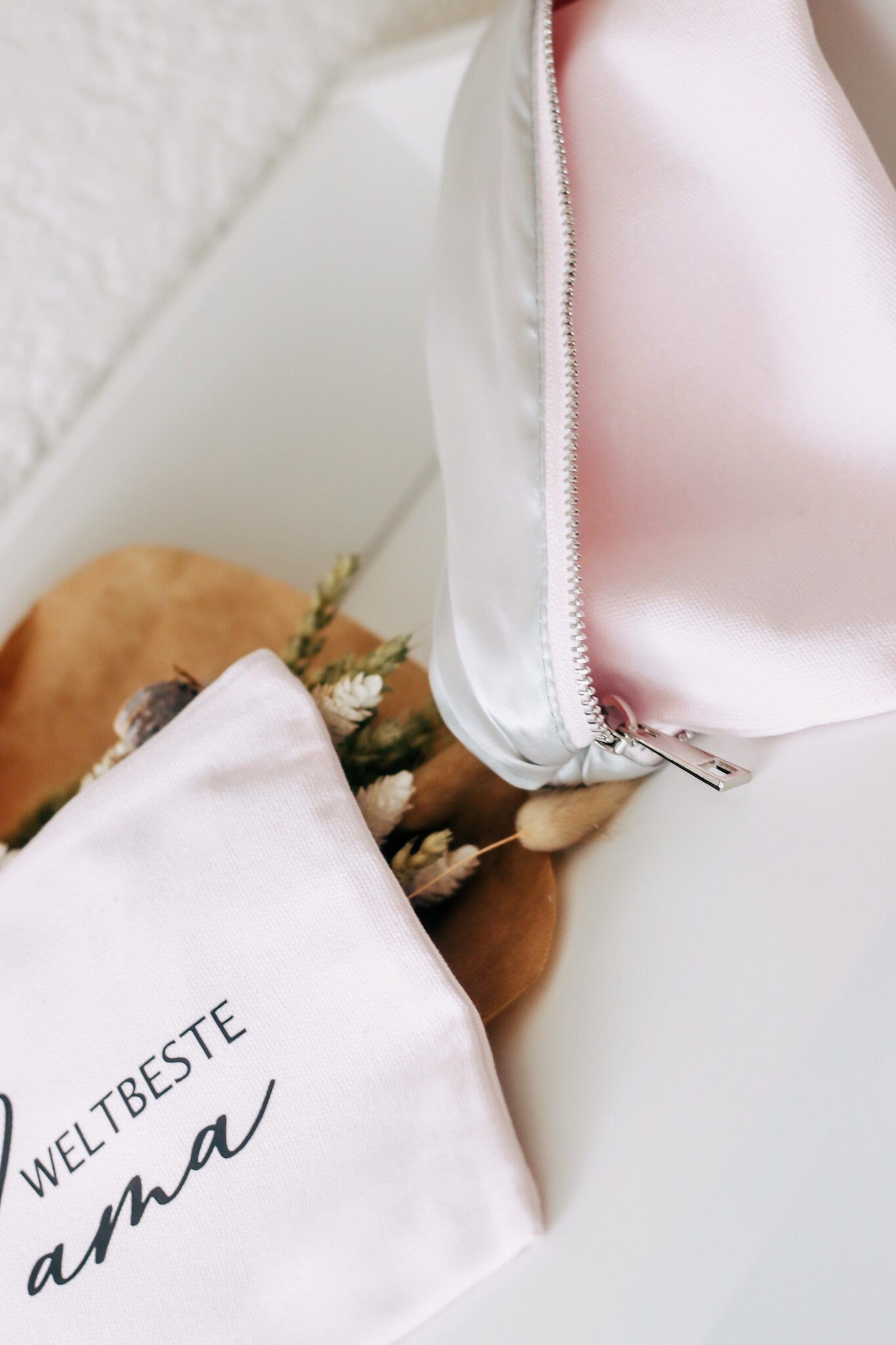 Weltbeste Mama Kulturtasche in rosa mit silbernen Satininnenfutter - Geschenk Mama Muttertag - Danke Mama