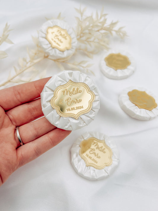 Gastgeschenk Hochzeit Taufe Verlobung - Mini Seife mit gravierten Acrylplättchen - Hochzeitsdeko- Seifengeschenk